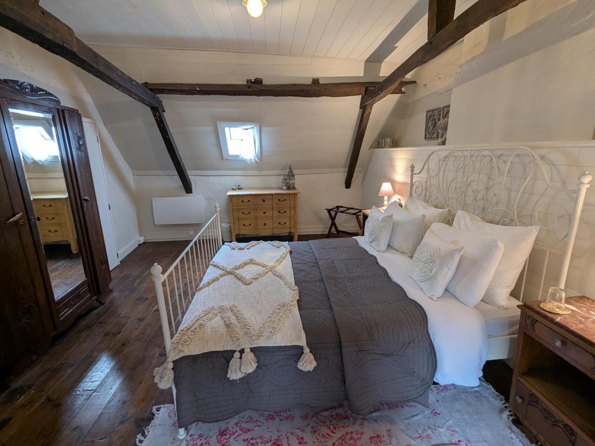 Sous Le Chateau Jumilhac-le-Grand